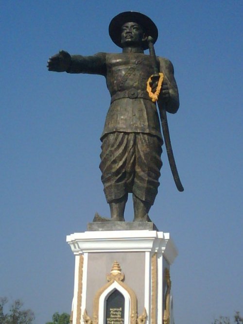 Vietnam-Laos İlişkileri: Sosyalist Kardeşler