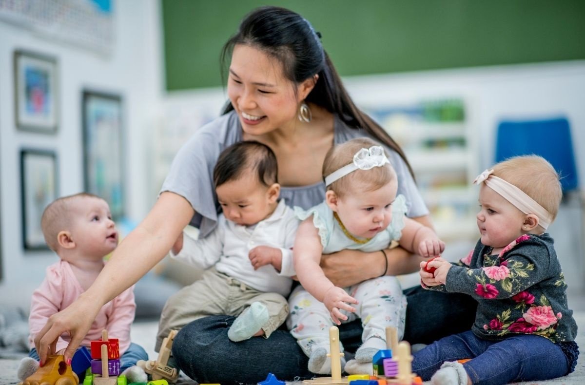 "Hem İngilizce Öğretsin Hem Çocuk Baksın": Türkiye'de Filipinli Dadılar