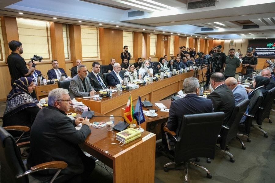 İran İzlenimleri: Güçlenen ve Dönüşen Milli Devlet
